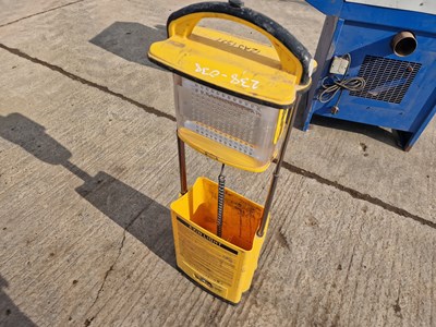 Lot 534 - Exin IN120LB Rechargeable Light