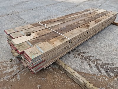 Lot 550 - Bundle of 13' Scaffolding Boards