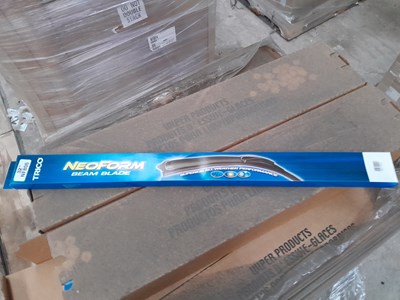 Lot 132 - Unused Pallet of Trico NF806 Windscreen Wipers (32")