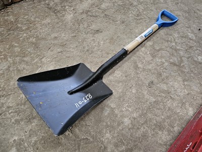 Lot 145 - Unused Silverline No2 Shovel