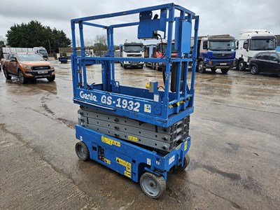 Lot 426 - 2007 Genie GS1932 Wheeled Scissor Lift Access Platform