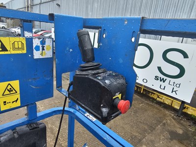 Lot 426 - 2007 Genie GS1932 Wheeled Scissor Lift Access Platform