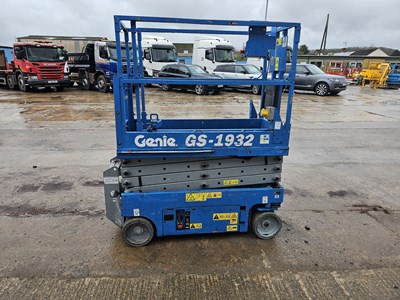 Lot 426 - 2007 Genie GS1932 Wheeled Scissor Lift Access Platform