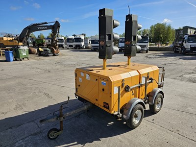 Lot 565 - Pike 2 Way Double Pod Traffic Lights, Kubota Engine