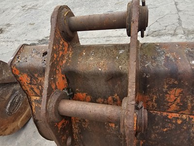 Lot 961 - 48" Digging Bucket 80mm Pin to suit 20 Ton Excavator