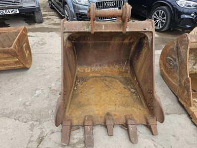 Lot 961 - 48" Digging Bucket 80mm Pin to suit 20 Ton Excavator