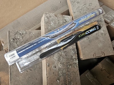 Lot 33 - Unused Pallet of Trico TF350R & NF608 Window Wiper (24" & 14")