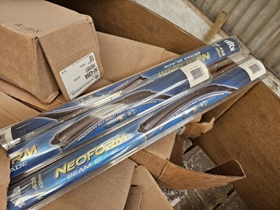 Lot 36 - Unused Pallet of Trico NF8014 & NF439 Window Wiper (32" & 17")