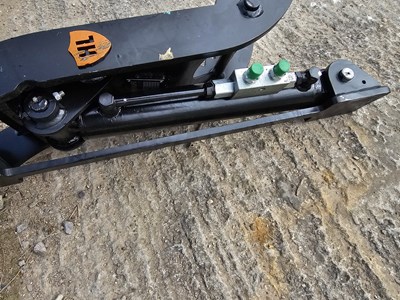 Lot 647 - Unused 2024 Hardlife 020-TH-H Hydraulic Thumb Grab to suit Excavator