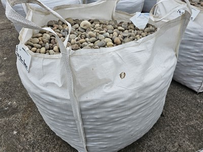 Lot 88 - Bulk Bag of 40mm - 80mm Pebbles