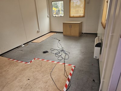 Lot 306 - 32' x 10' Portable Office