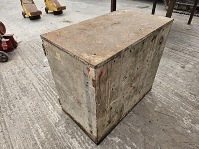 Lot 9 - Steel Storage Cabinet